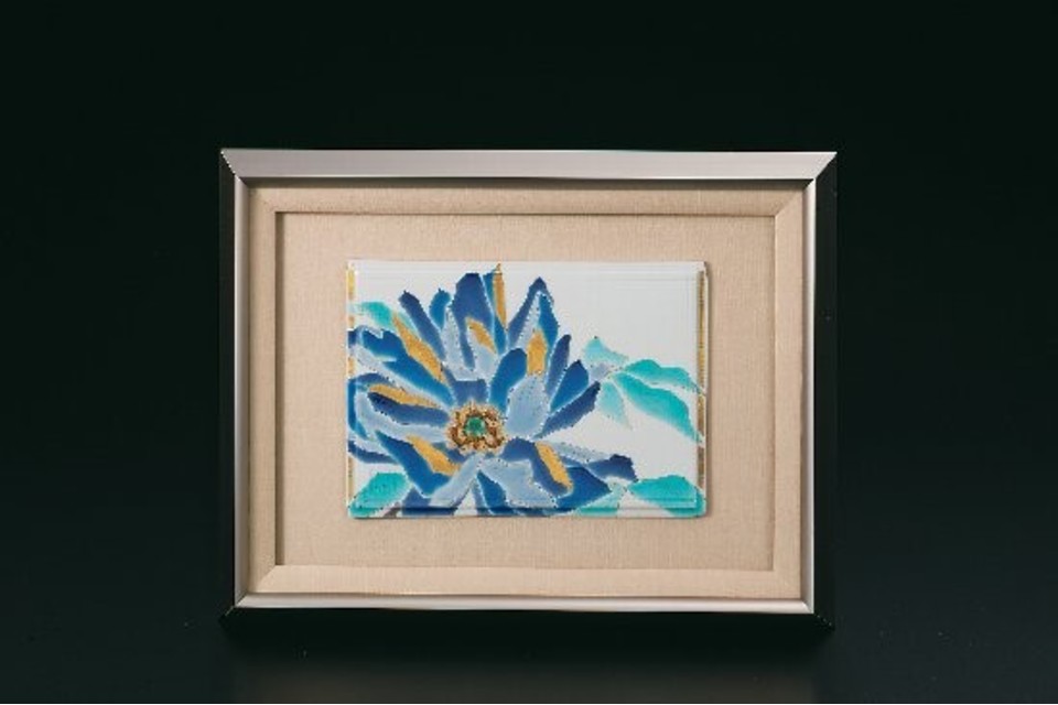 芸術院賞受賞 山岸大成作 色絵 飾皿 『牡丹』 管理K367 芸術院賞受賞 山岸大成作 色絵 飾皿 『牡丹』 管理K367 - メルカリ